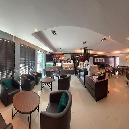 Hotel De Leon Lahad Datu Buitenkant foto