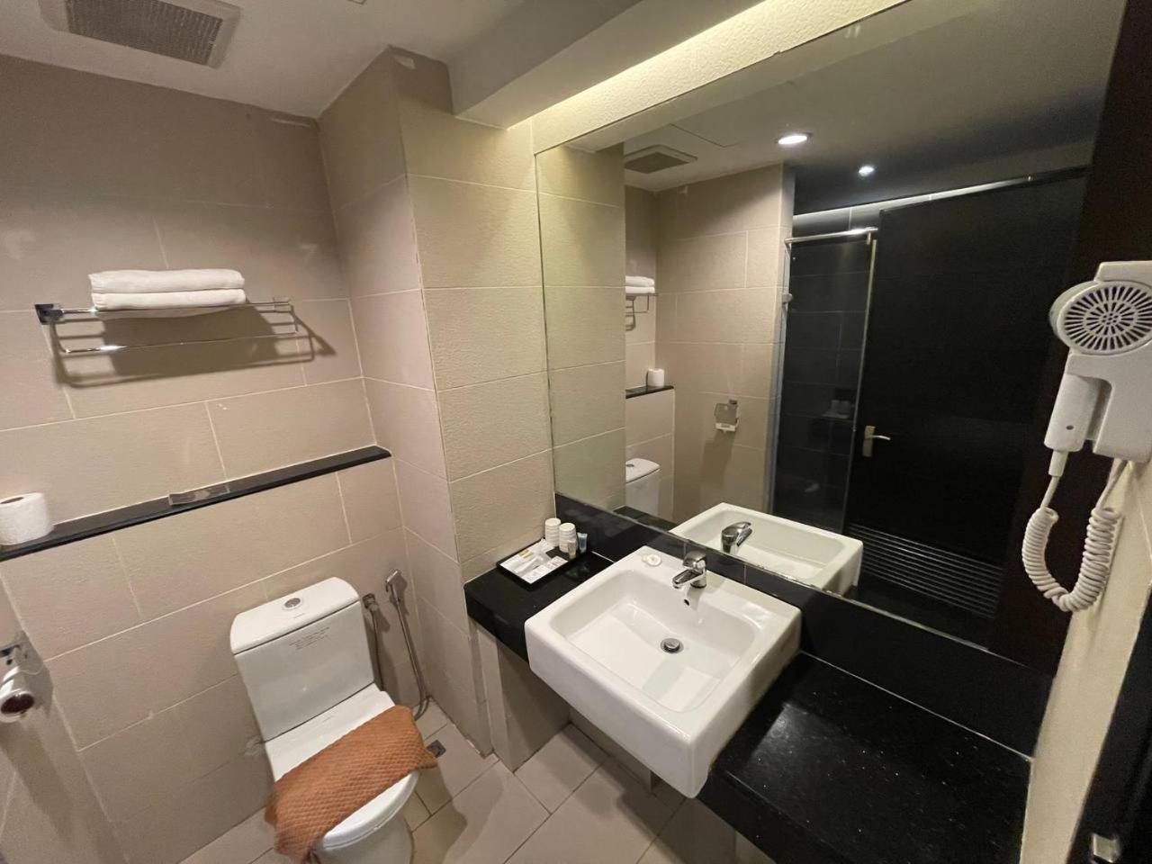 Hotel De Leon Lahad Datu Kamer foto